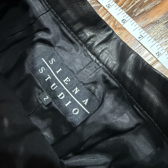 Vintage Siena Studio Leather Pants Women's Size 2 High Waist Straight Leg Black - Picture 2 of 7